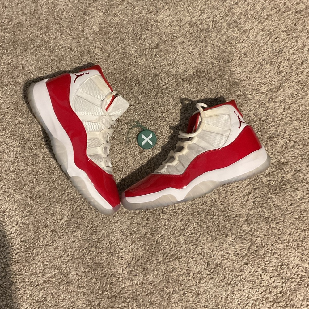 Jordon 11 cherry’s (2022)